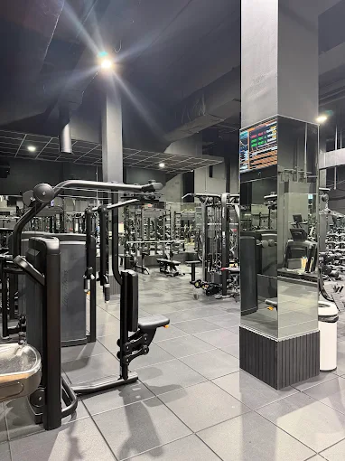 GYM NYC Lexington training floor